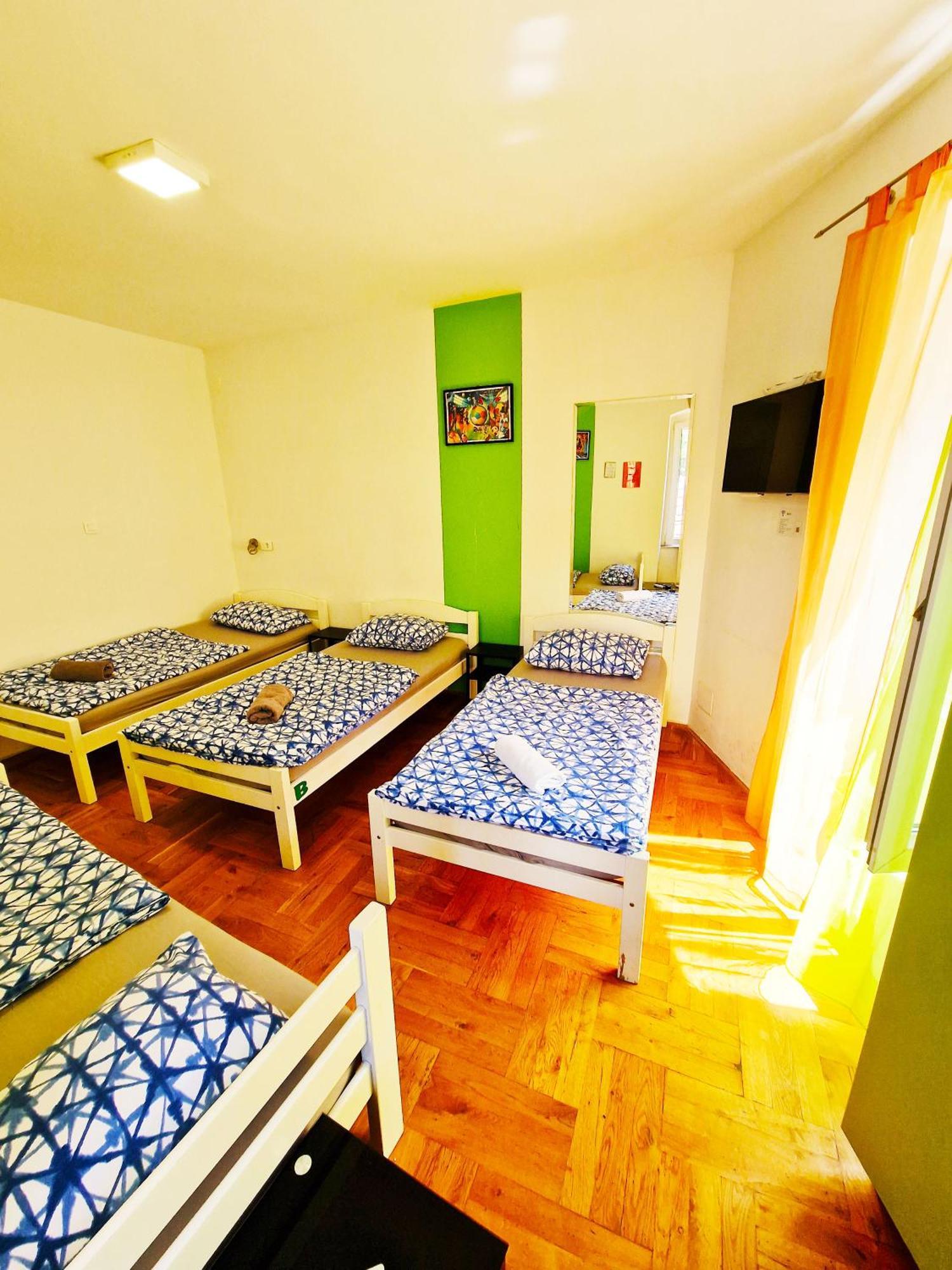ספליט Croparadise Hostel מראה חיצוני תמונה