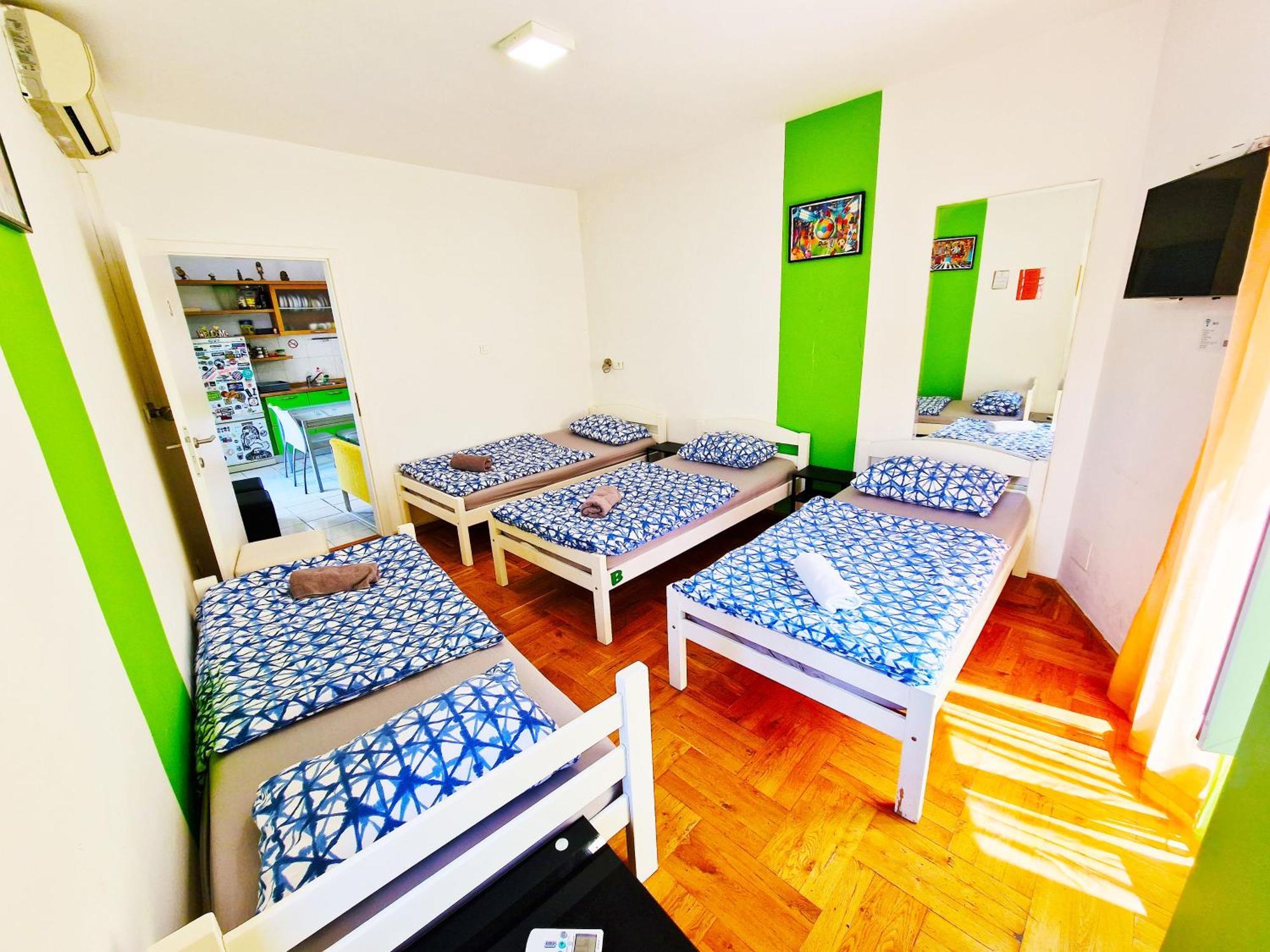 ספליט Croparadise Hostel מראה חיצוני תמונה