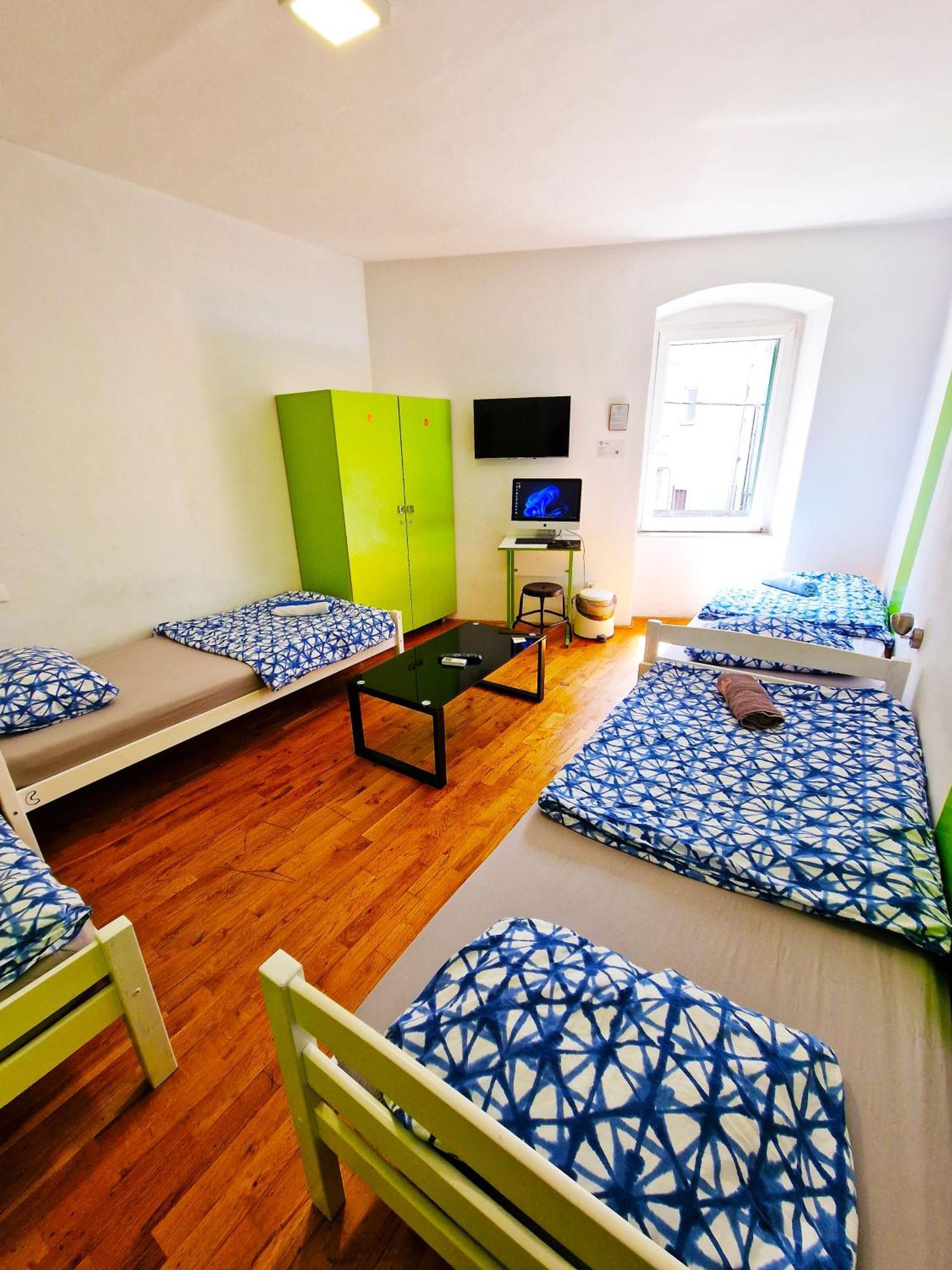ספליט Croparadise Hostel מראה חיצוני תמונה